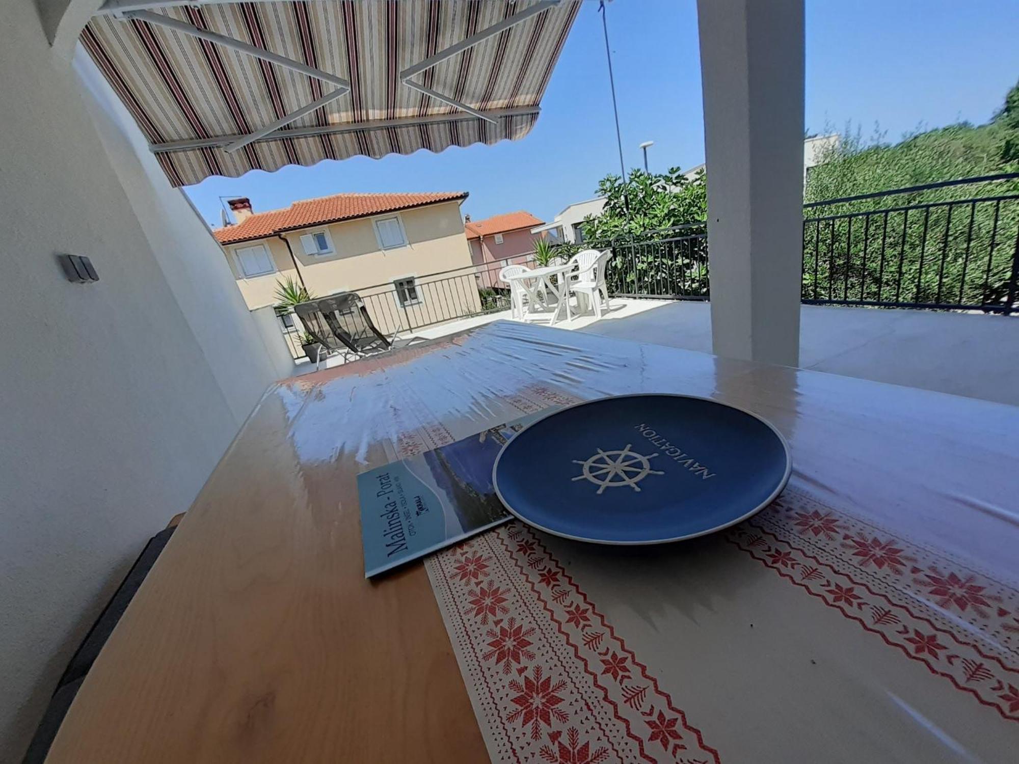 Apartmani Bilandzic-Krk Малинска Стая снимка